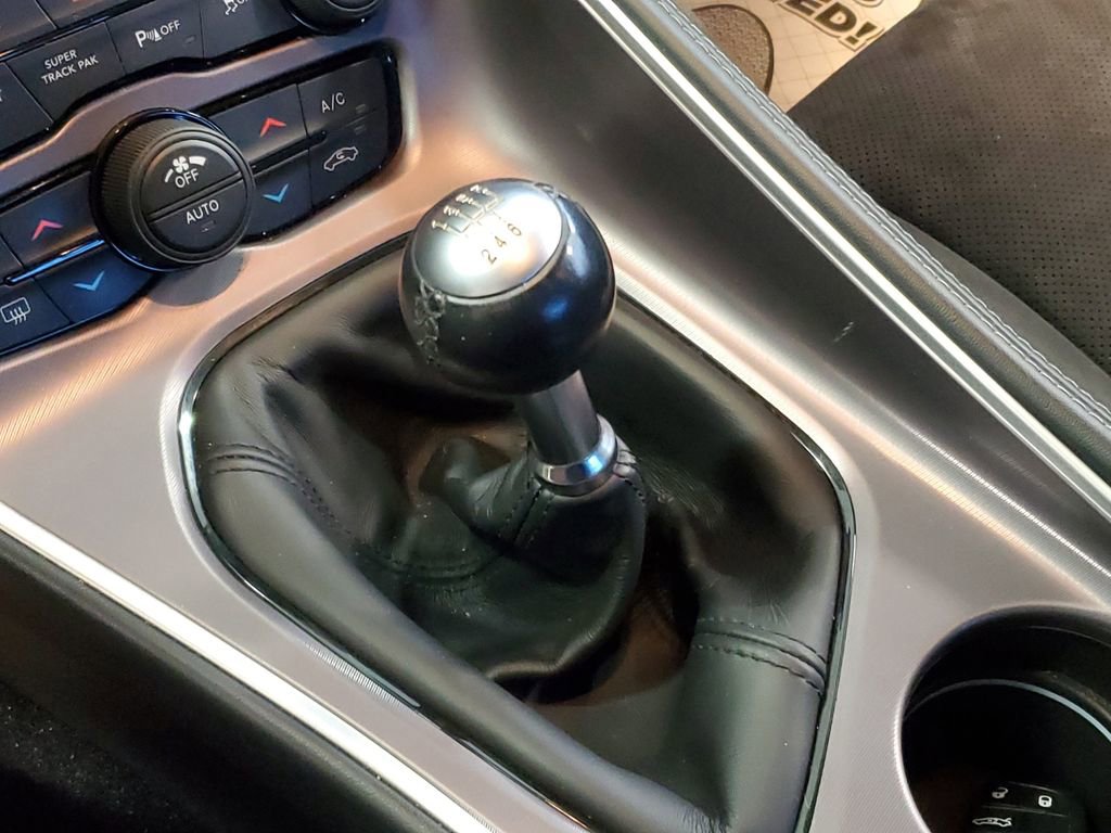 Used 2022 Dodge Challenger R/T w/ Plus Package image 20