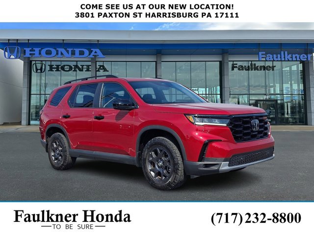 Certified 2025 Honda Pilot TrailSport
