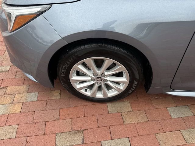 Used 2023 Toyota Corolla XLE image 10