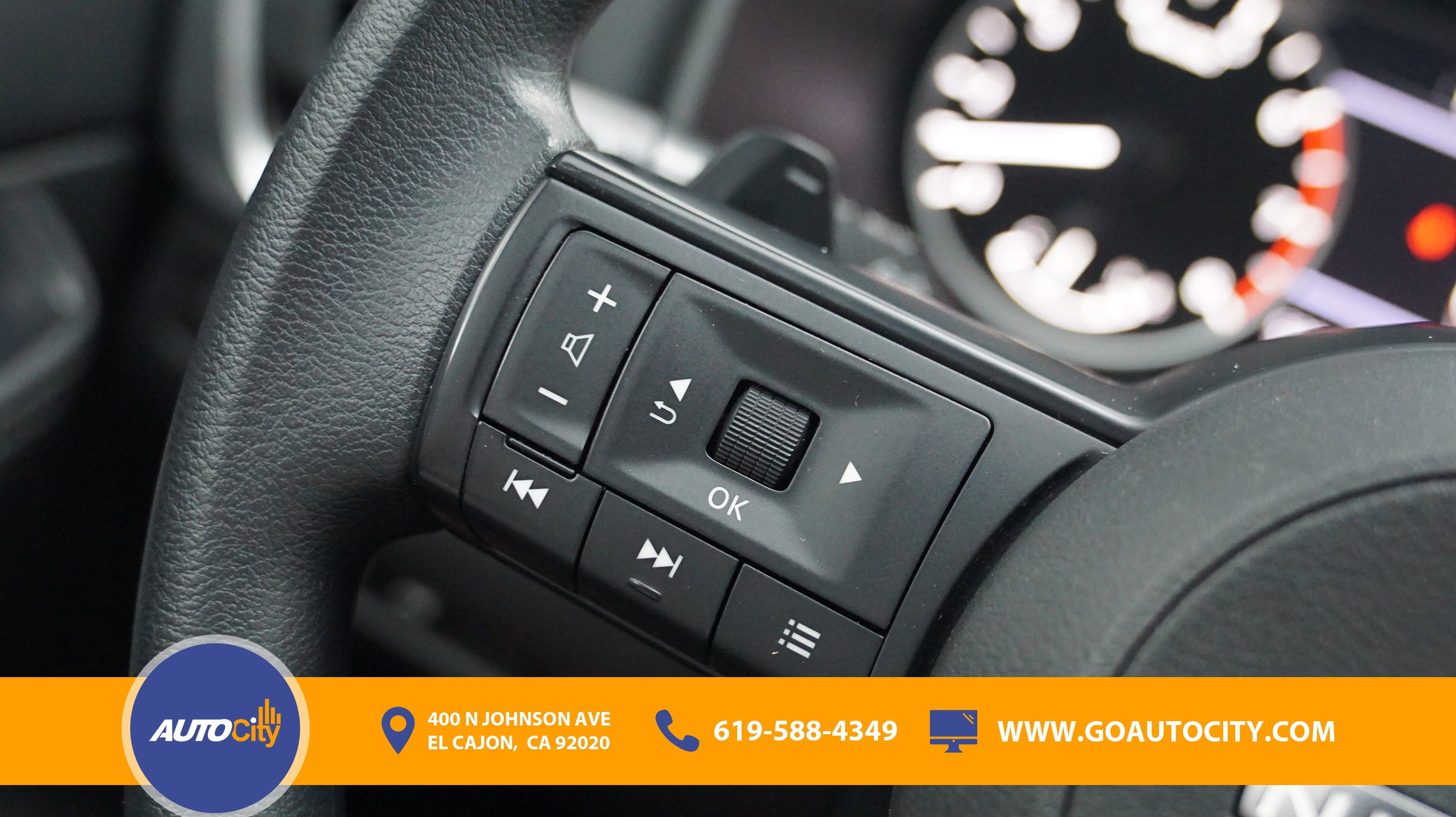Used 2024 Nissan Rogue SV image 21