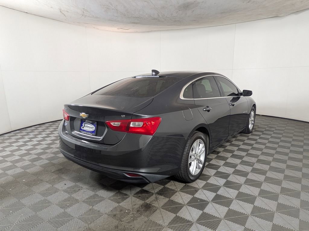 Used 2017 Chevrolet Malibu LT w/ Leather Package image 7