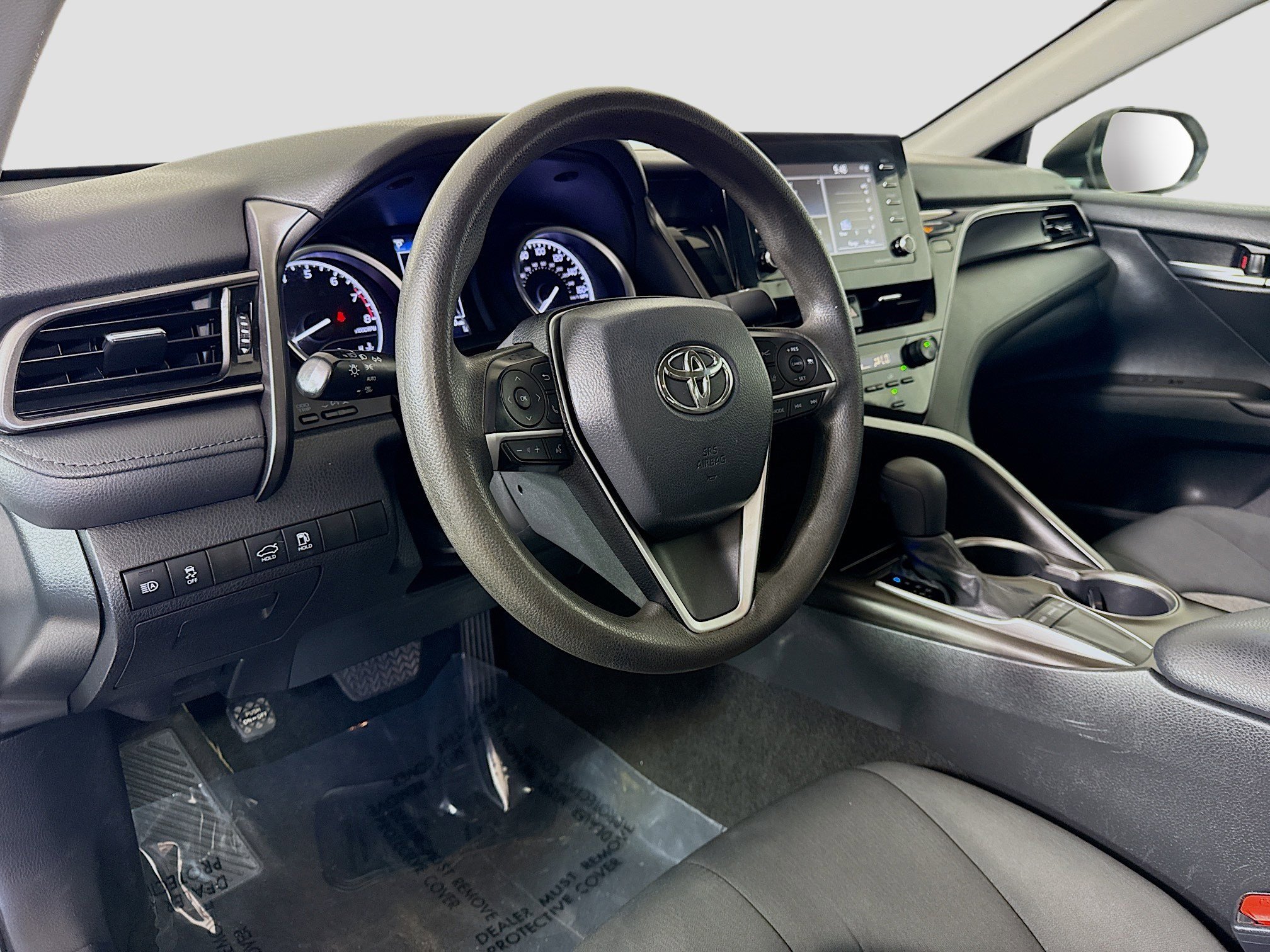 Used 2022 Toyota Camry LE image 22