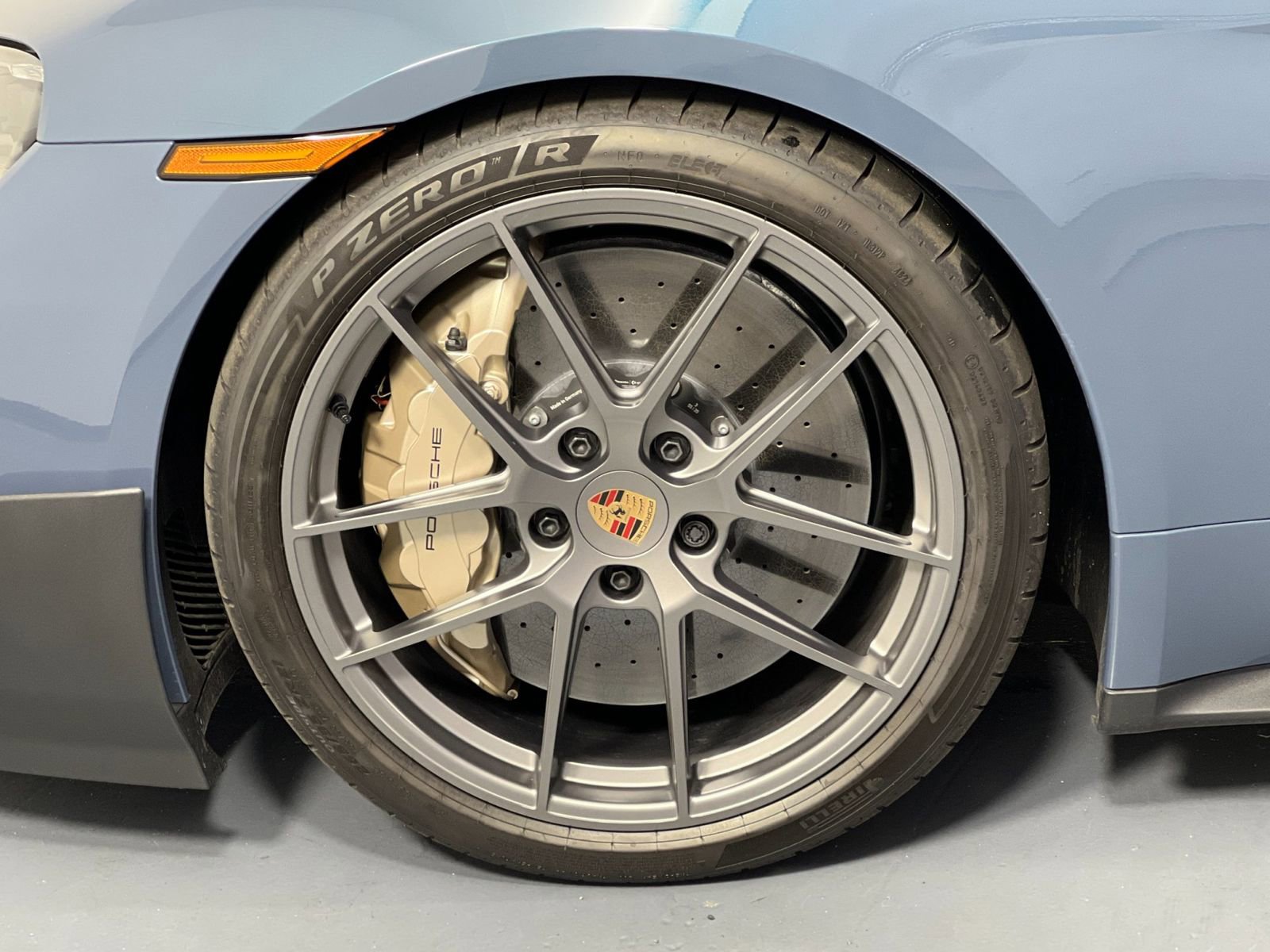 Certified 2025 Porsche Taycan Turbo GT image 32