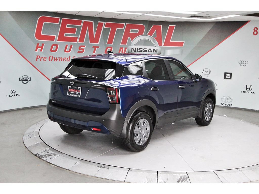 Used 2026 Nissan Kicks S w/ Charging Package FWD image 4