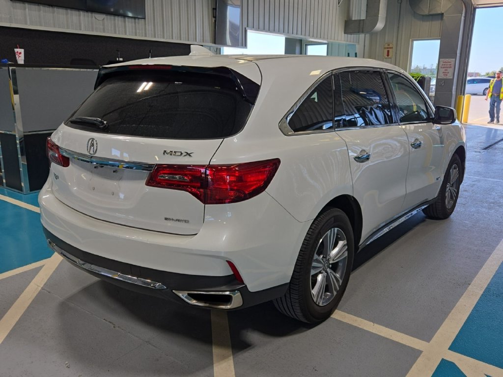 Used 2020 Acura MDX SH-AWD image 5