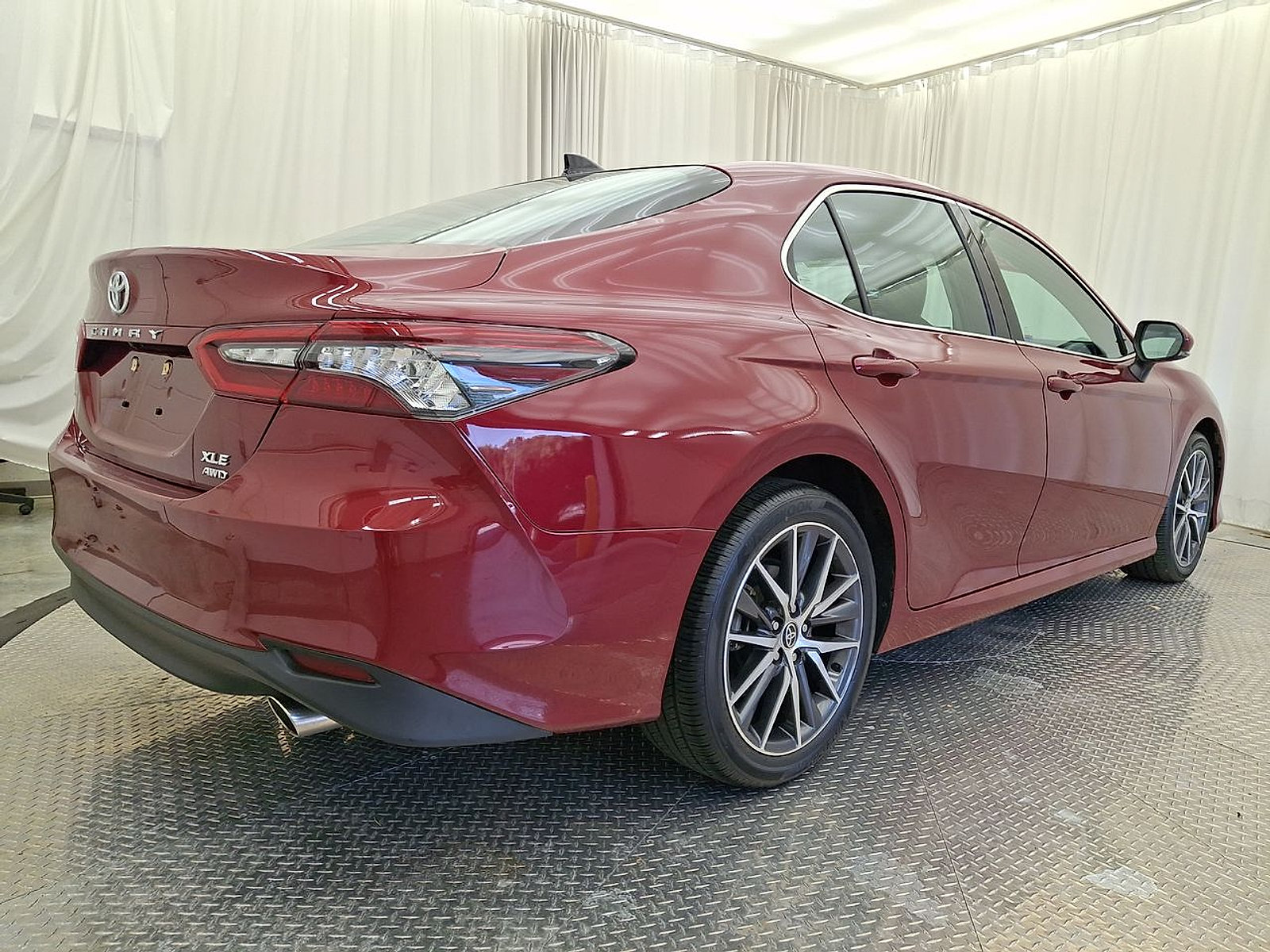 Certified 2021 Toyota Camry XLE AWD/4WD image 29
