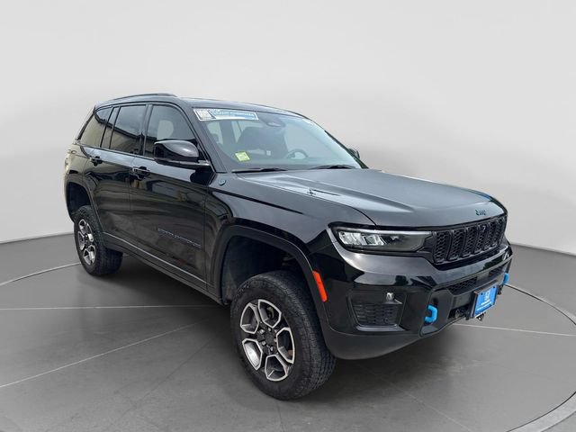 Used 2024 Jeep Grand Cherokee Trailhawk w/ Advanced Protech Group II AWD/4WD image 10