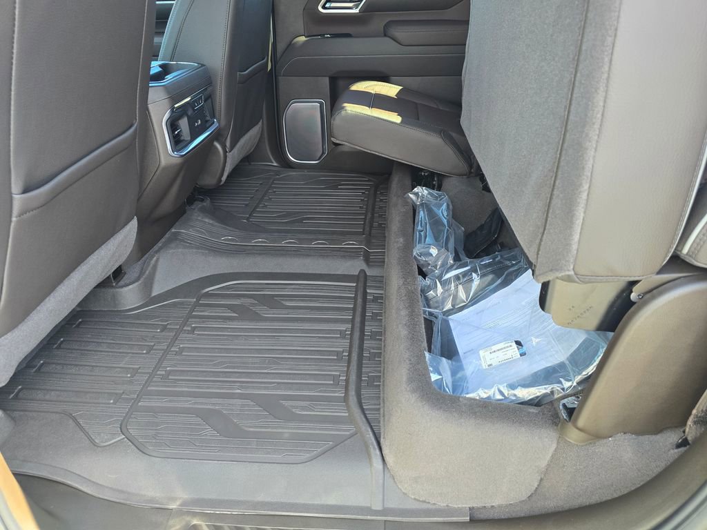 New 2026 GMC Sierra 2500 Denali w/ Denali Reserve Package image 12