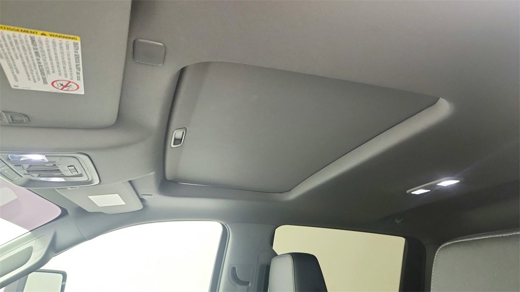 Used 2021 GMC Sierra 3500 SLT w/ SLT Convenience Package image 10