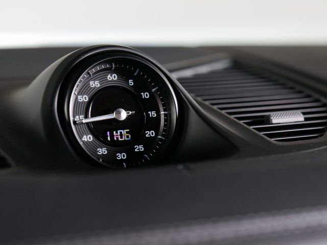 New 2026 Porsche Cayenne GTS image 23