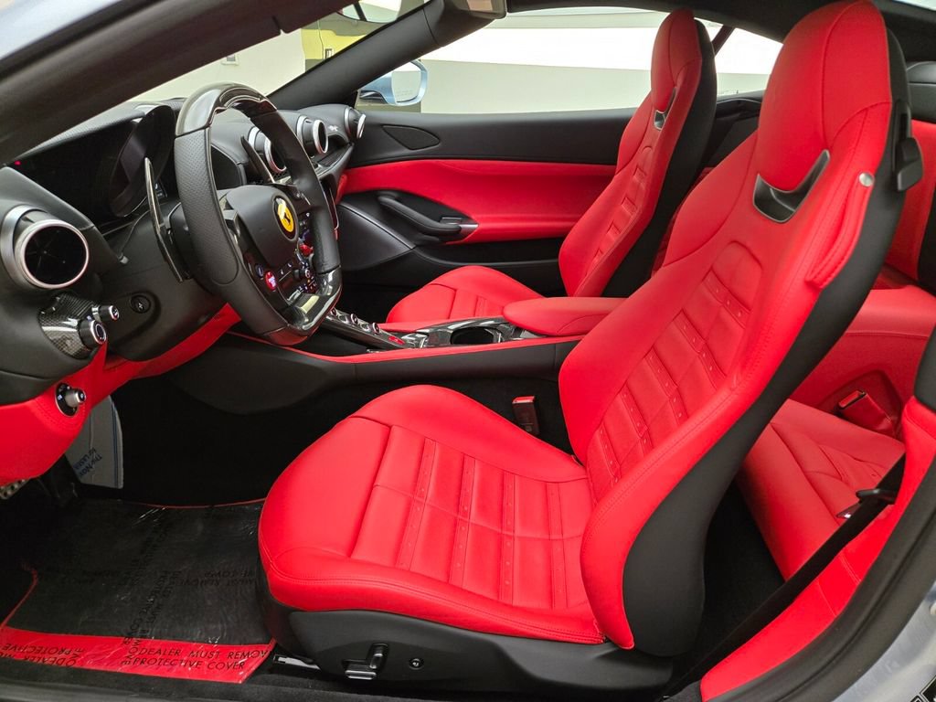 Used 2023 Ferrari Portofino M RWD image 18