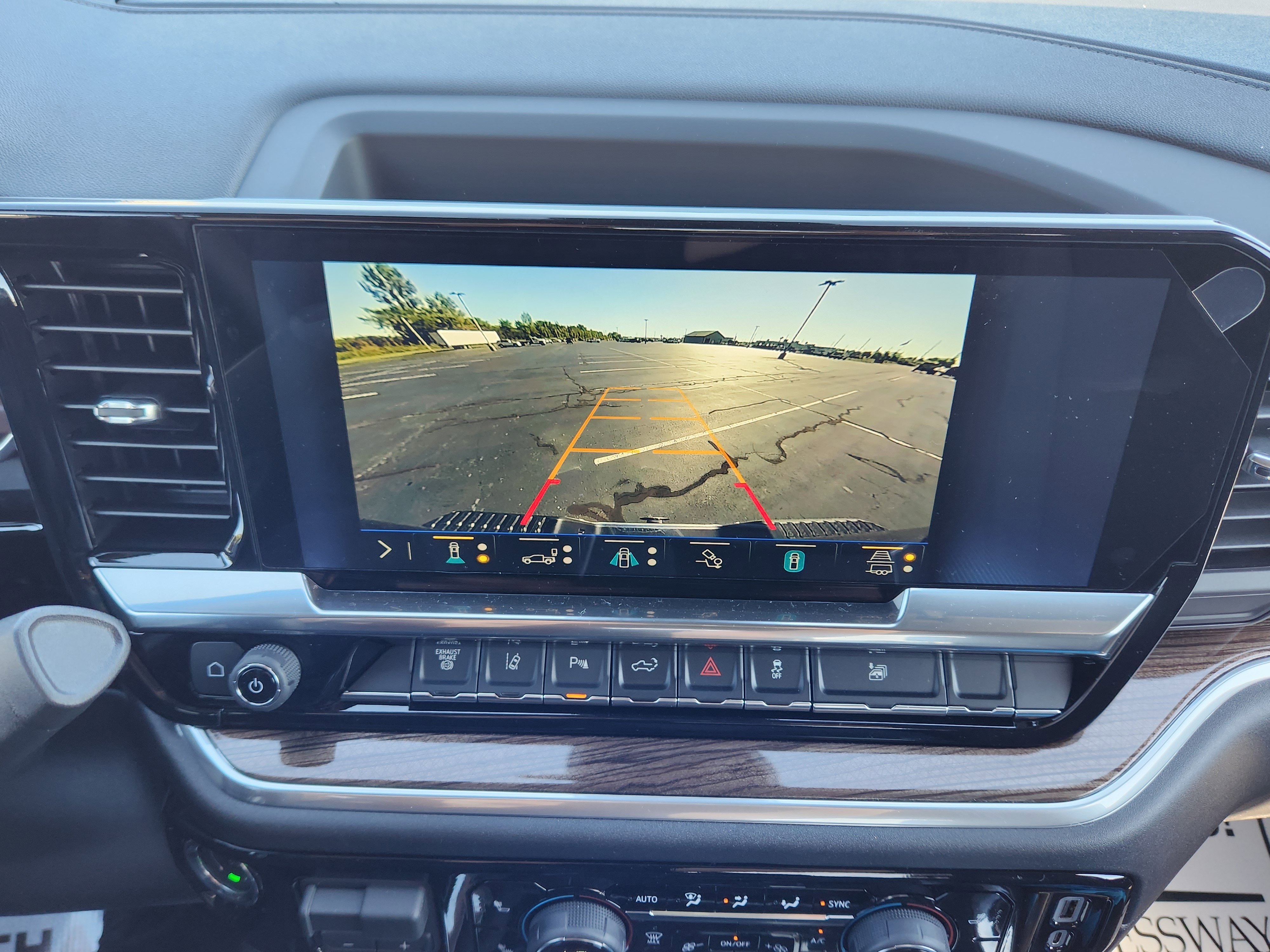 New 2026 Chevrolet Silverado 2500 LT image 12