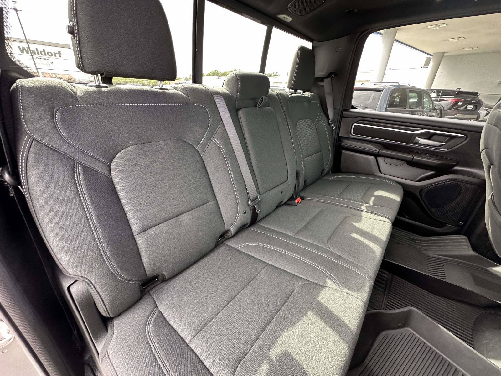 Used 2025 RAM 1500 Big Horn AWD/4WD image 32
