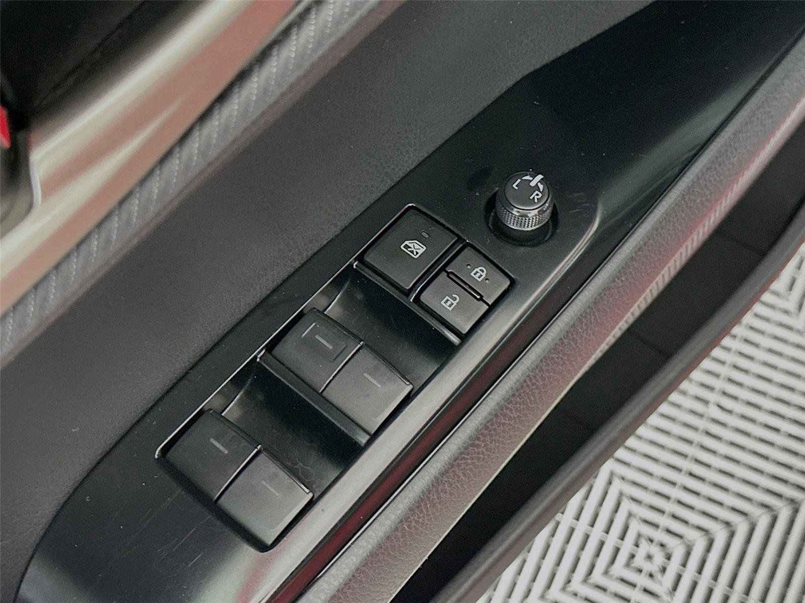 Certified 2025 Toyota Camry SE image 19