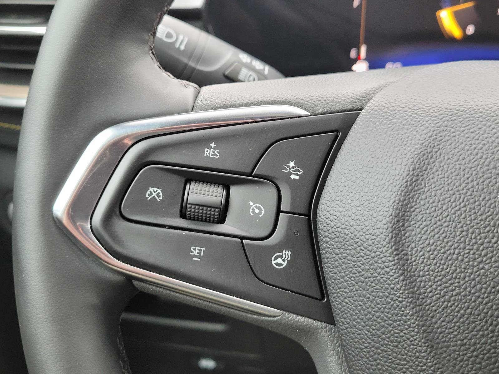 Used 2025 Chevrolet TrailBlazer ACTIV image 9