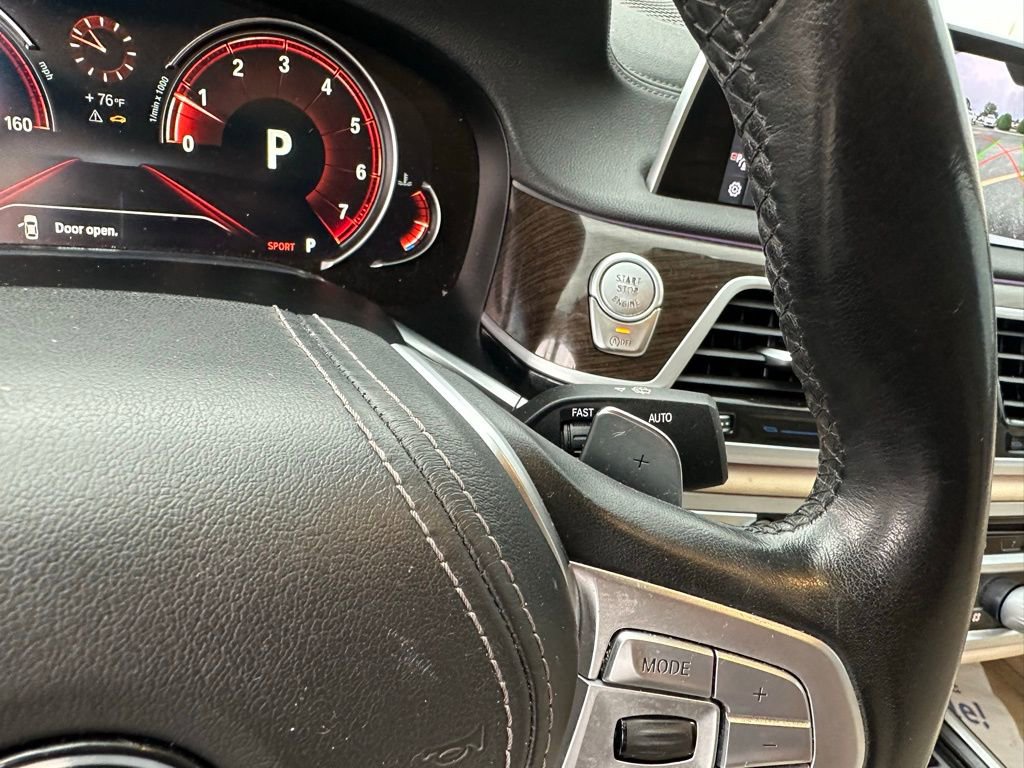 Used 2018 BMW 740i xDrive image 25