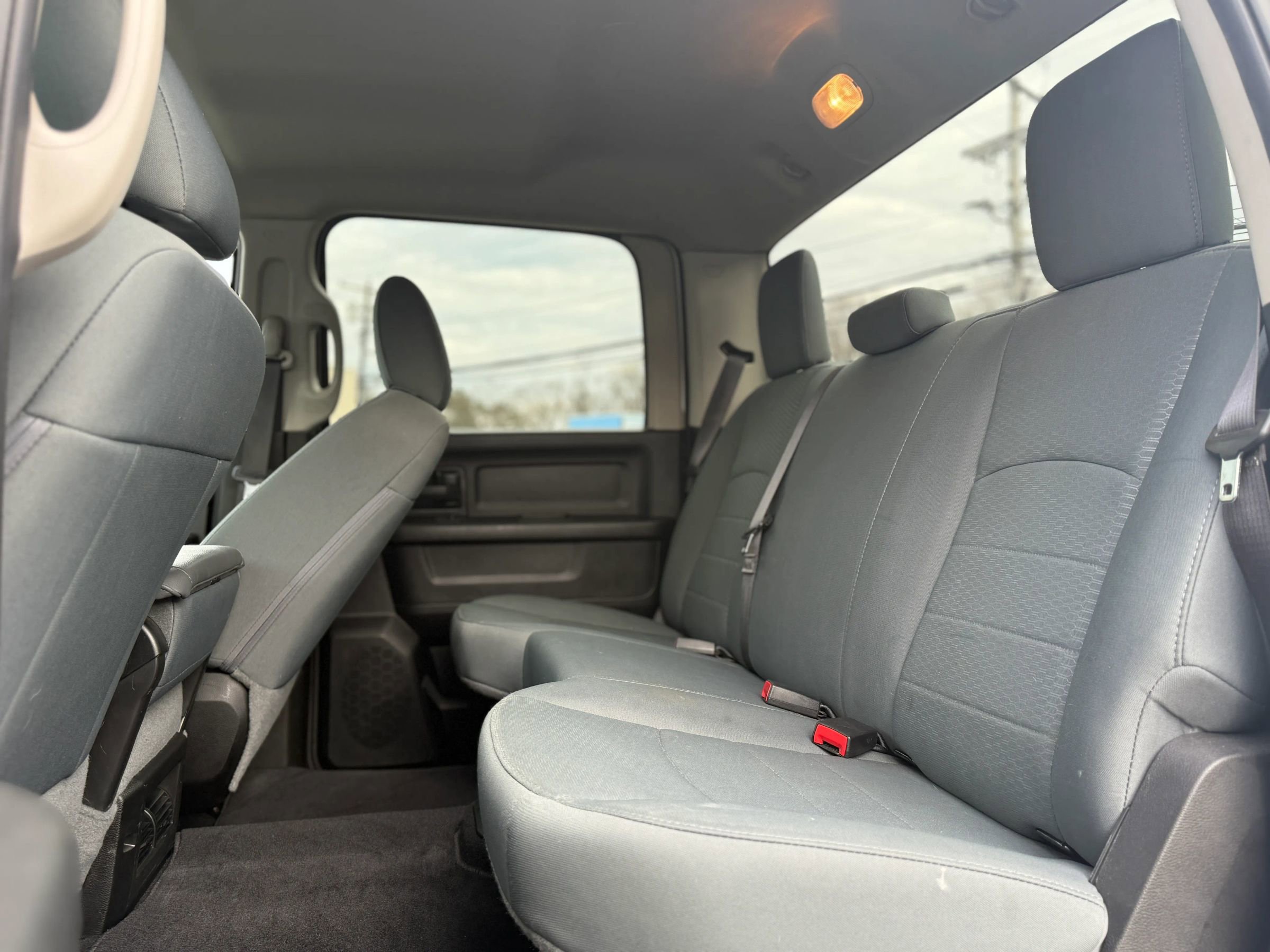 Used 2018 RAM 2500 Tradesman w/ Chrome Appearance Group image 20