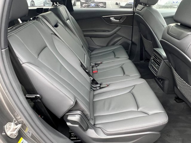 Certified 2025 Audi Q7 2.0T Premium Plus w/ Premium Plus Package image 14