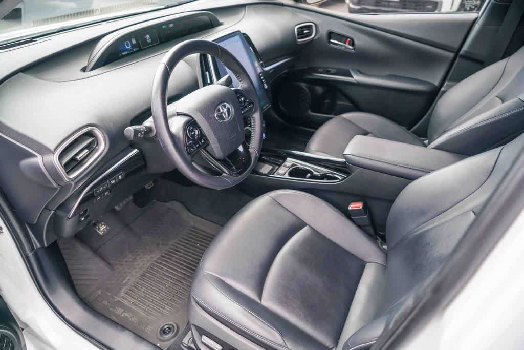 Used 2021 Toyota Prius Prime Limited w/ Carpet Mat Package (TMS) FWD image 15