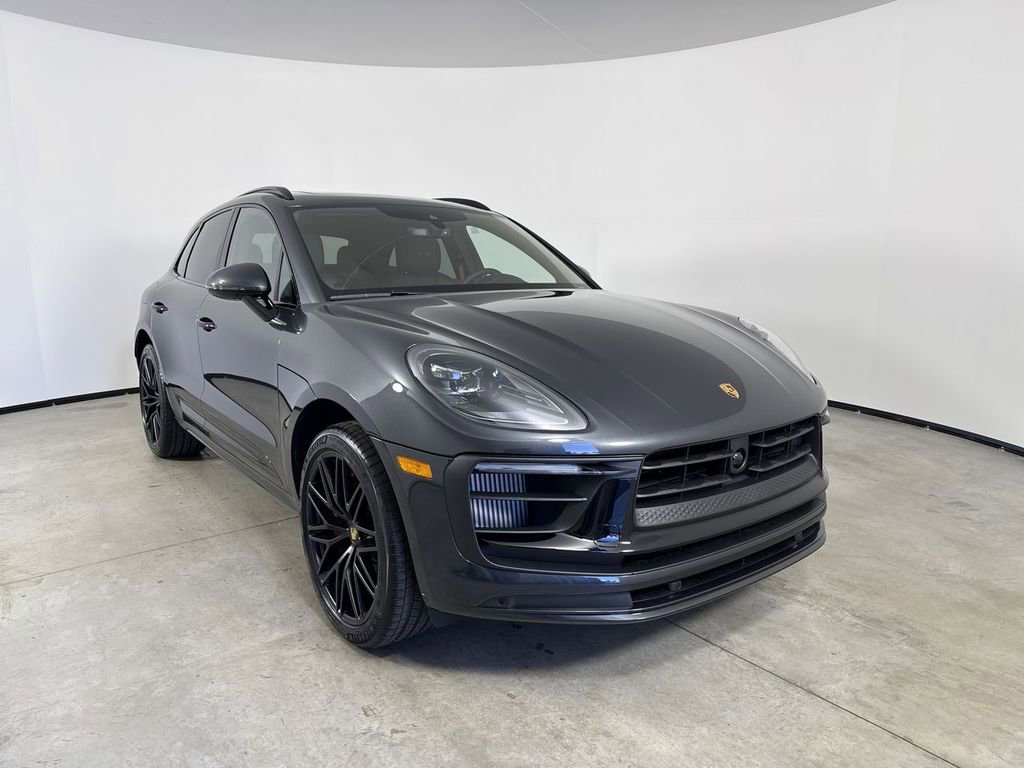 New 2026 Porsche Macan GTS AWD/4WD image 9