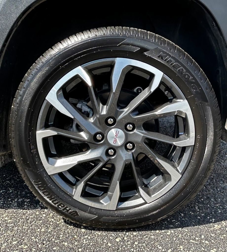 Used 2023 GMC Terrain SLT image 37