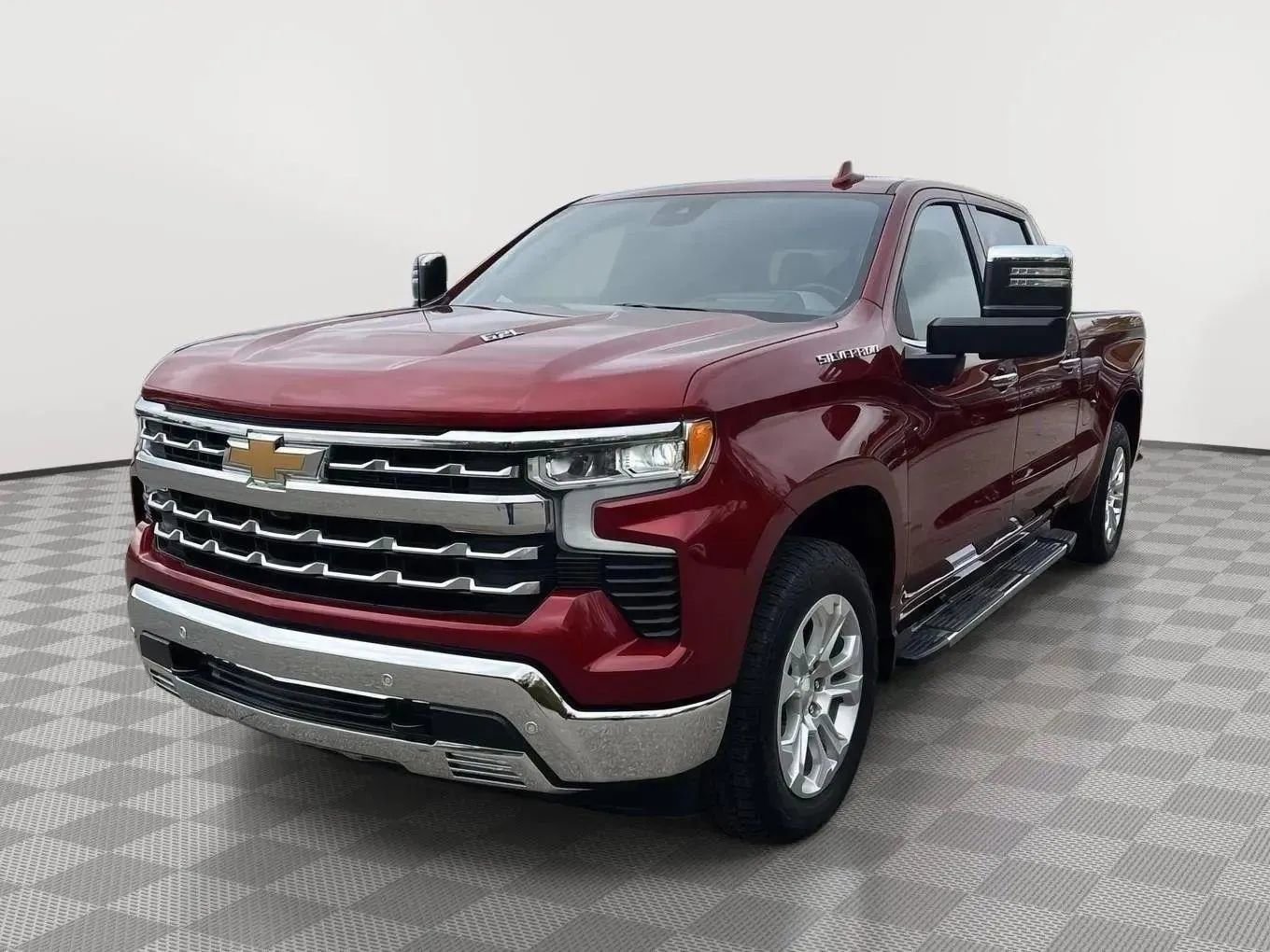 Used 2023 Chevrolet Silverado 1500 LTZ w/ Technology Package image 3