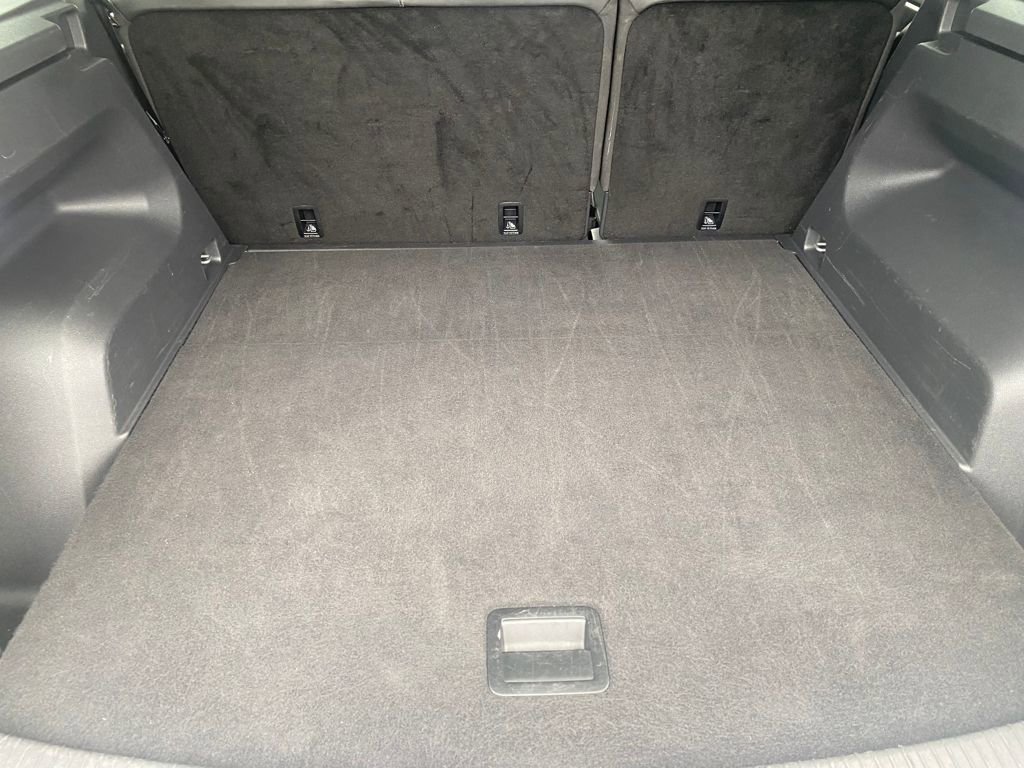 Used 2024 Volkswagen Atlas Cross Sport SE image 11