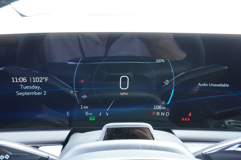 New 2025 Cadillac Optiq Luxury 2 AWD/4WD image 21
