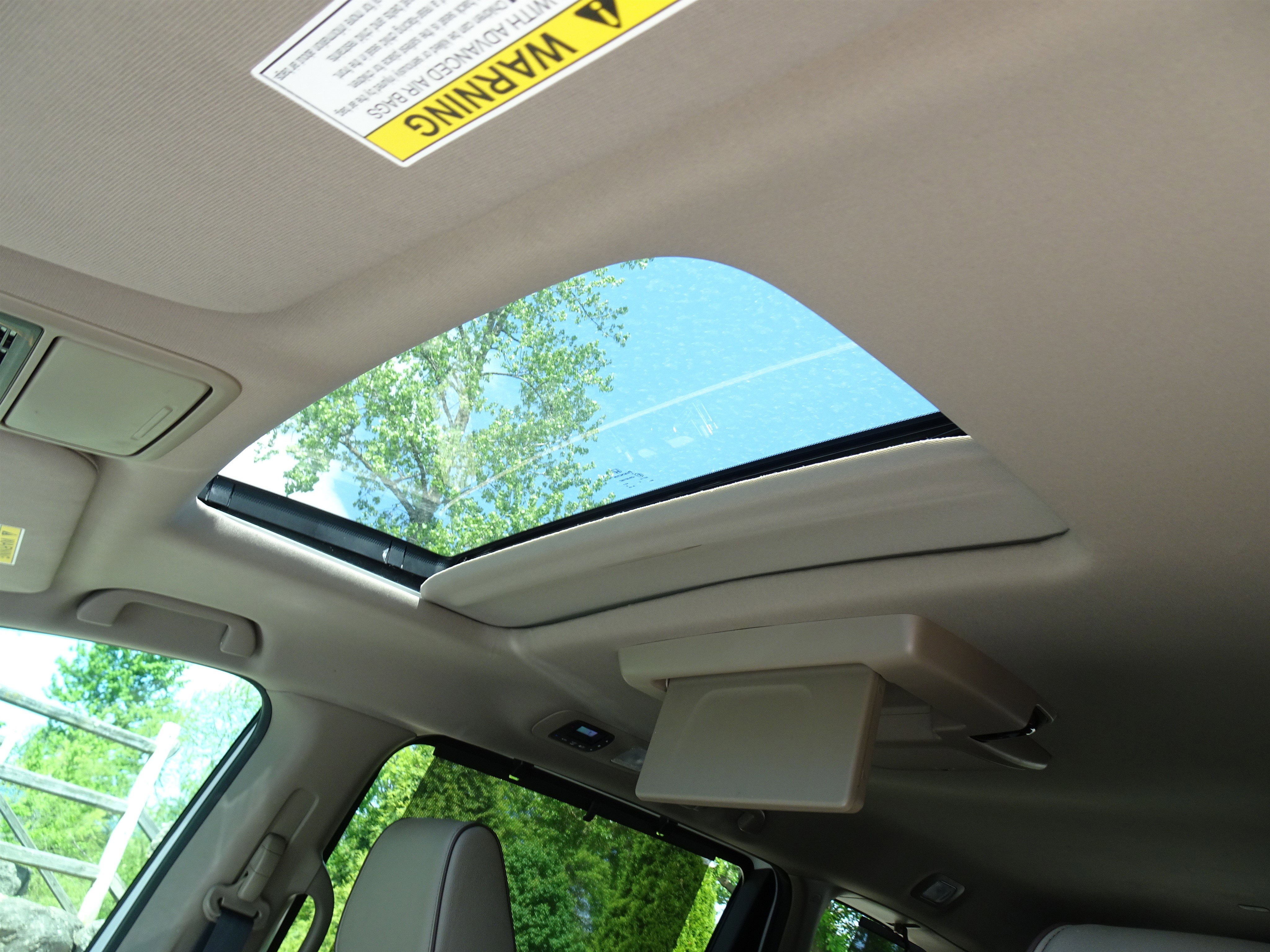 Used 2023 Honda Odyssey Elite image 14