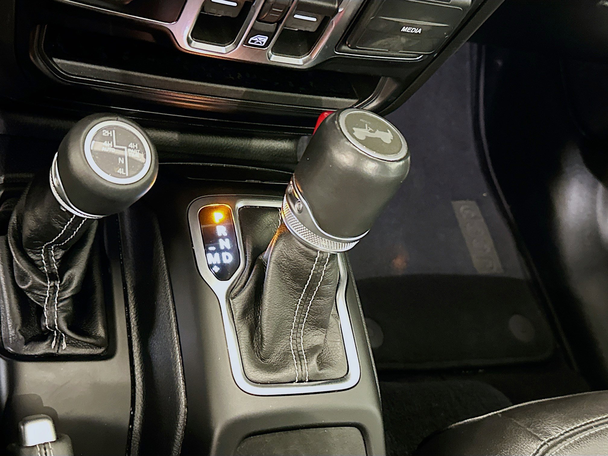 Used 2021 Jeep Wrangler Sahara image 25