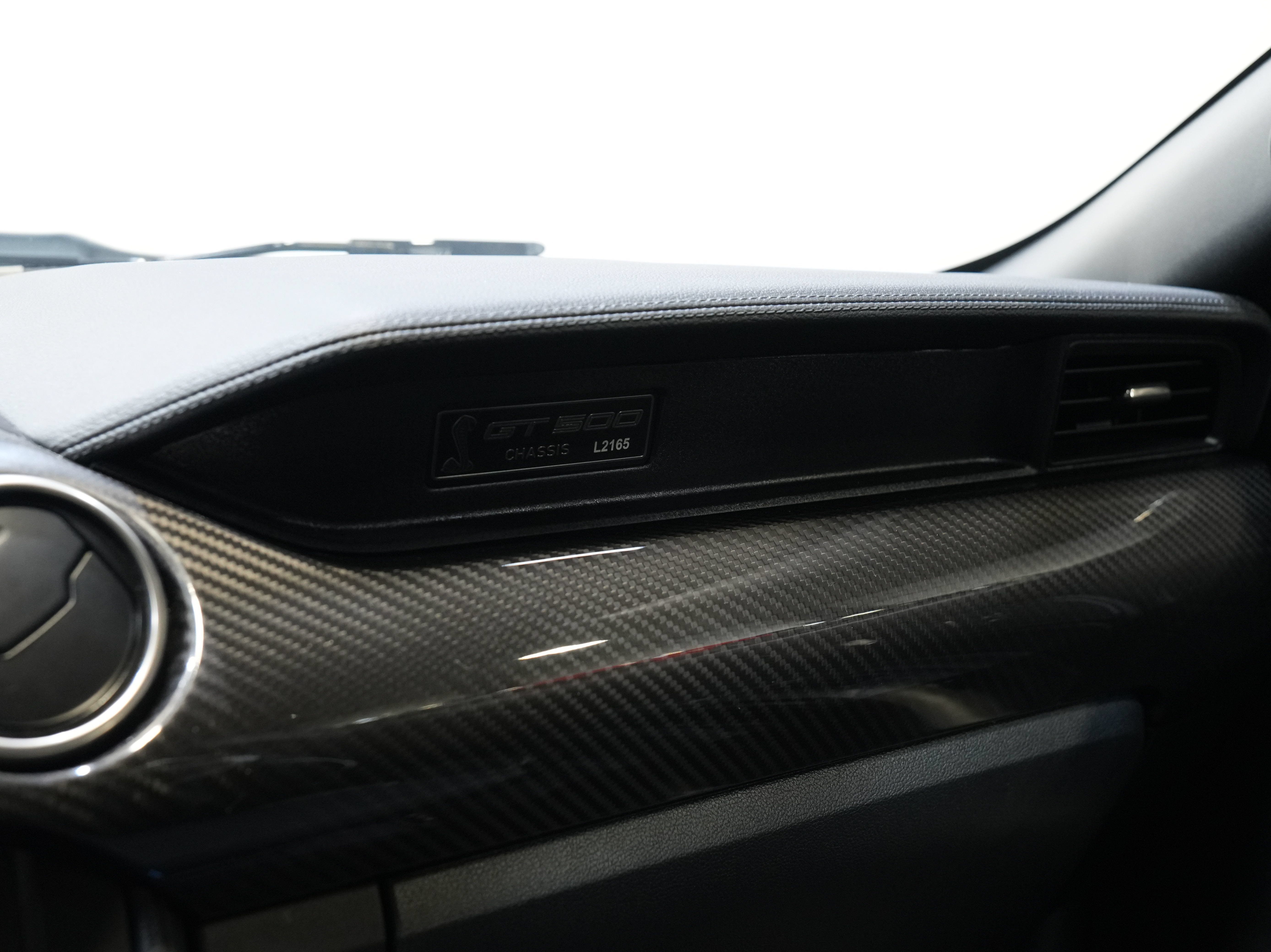 Used 2020 Ford Mustang Shelby GT500 w/ Carbon Fiber Track Pack RWD image 41