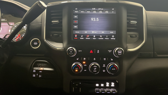 Used 2021 RAM 2500 Laramie w/ Night Edition AWD/4WD image 12