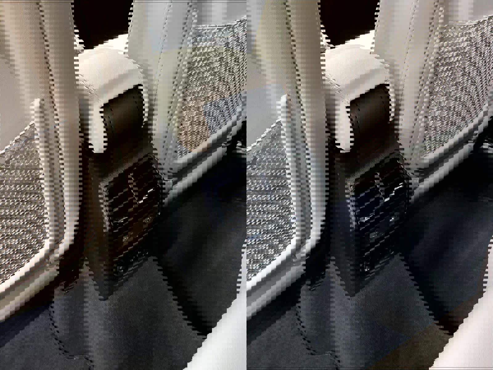 Certified 2025 Audi Q3 2.0T Premium w/ Convenience Package image 37