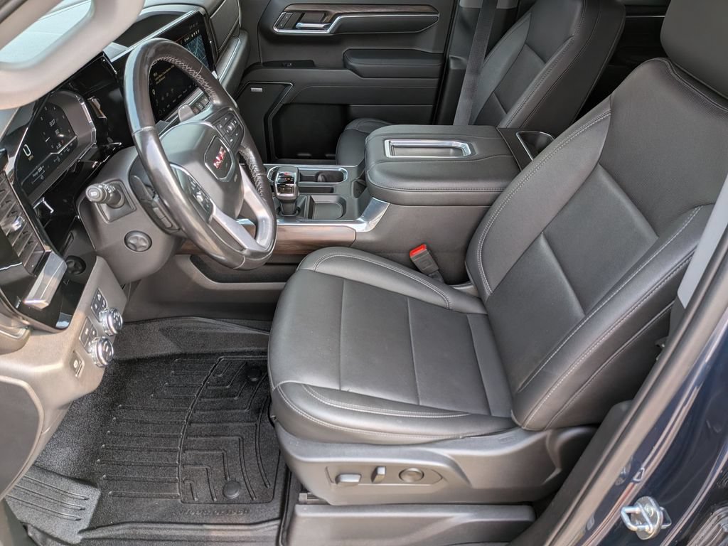 Used 2022 GMC Sierra 1500 SLT w/ SLT Convenience Package AWD/4WD image 15