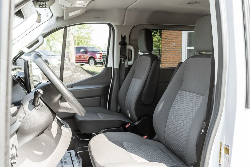 Used 2024 Ford Transit 350 XLT RWD image 6