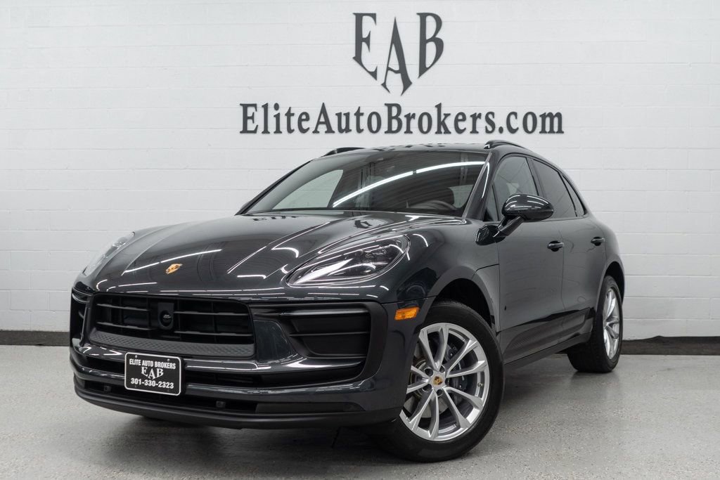 Used 2024 Porsche Macan w/ Premium Plus Package