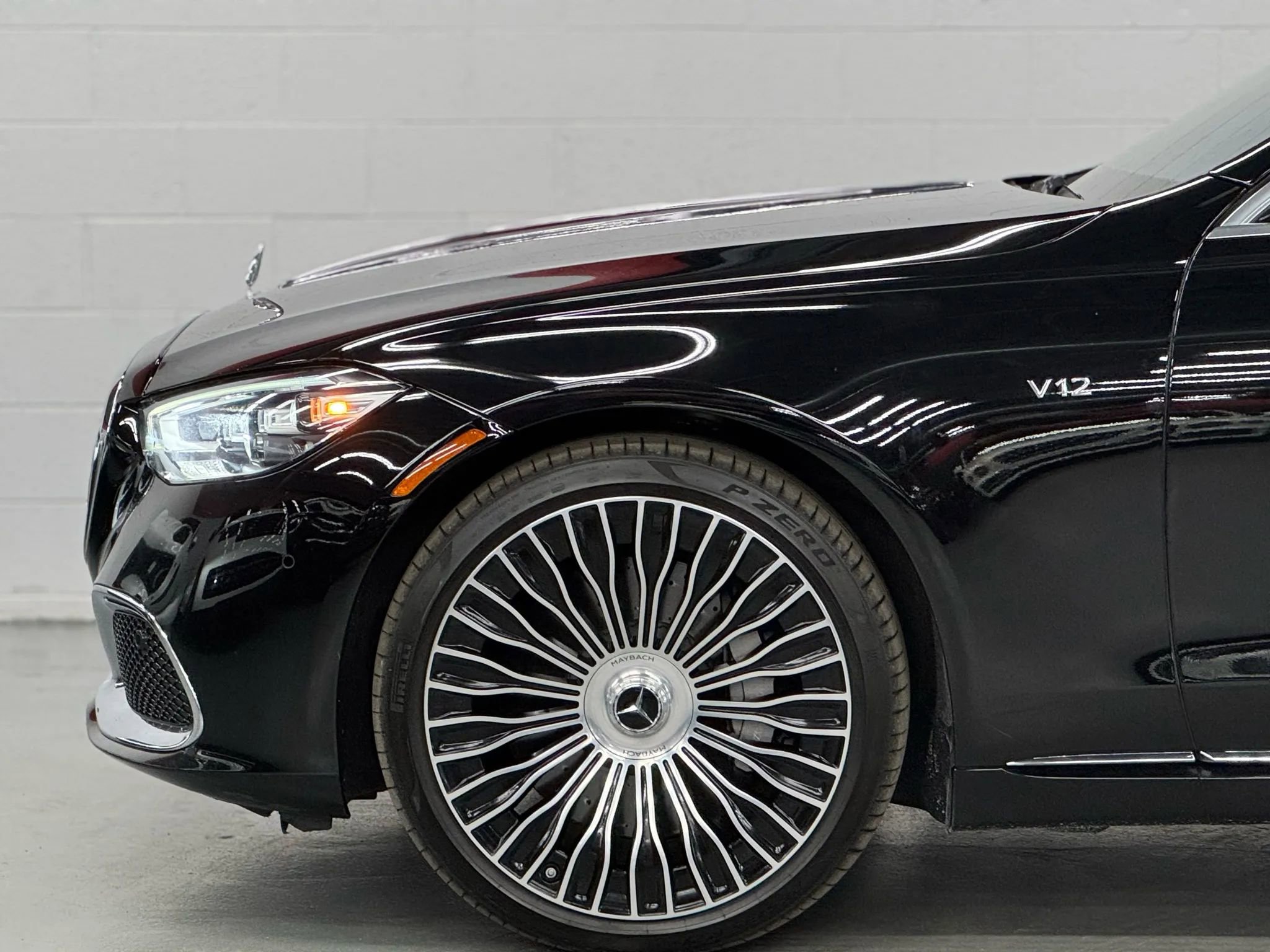 Used 2023 Mercedes-Benz Maybach S 680 S 680 4MATIC Sedan 4D w/ Manufaktur Leather Package image 6