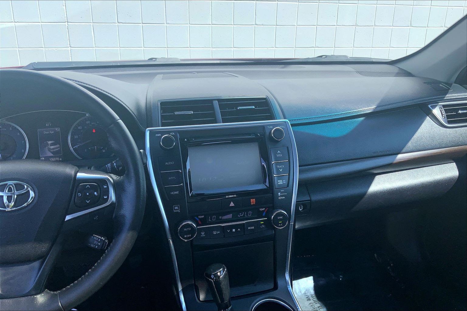 Used 2017 Toyota Camry XLE w/ Moonroof Package FWD image 7