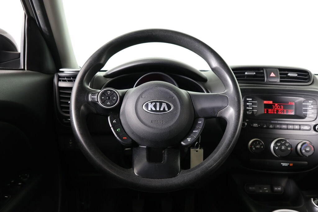 Used 2016 Kia Soul Base image 28