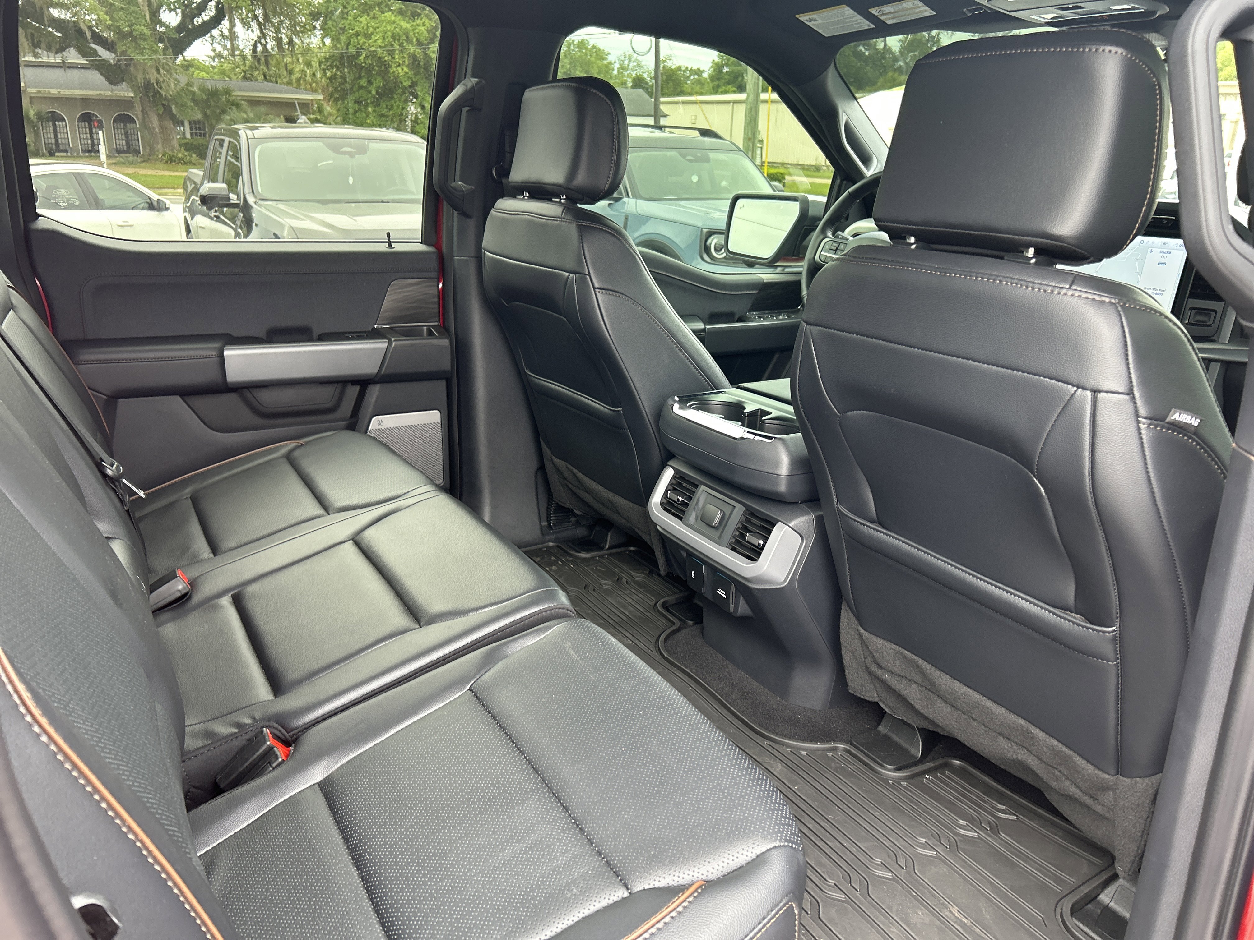 Used 2024 Ford F150 Lariat w/ FX4 Off-Road Package image 18