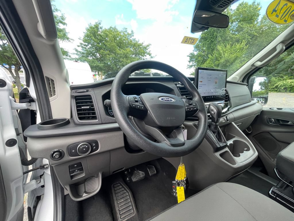 Used 2024 Ford Transit 350 XLT RWD image 10