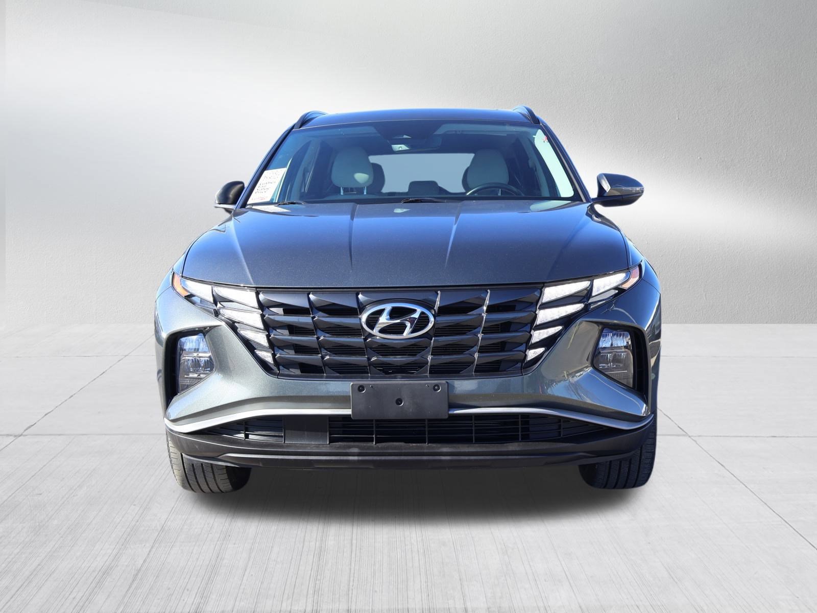 Used 2023 Hyundai Tucson SEL w/ Convenience Package image 2