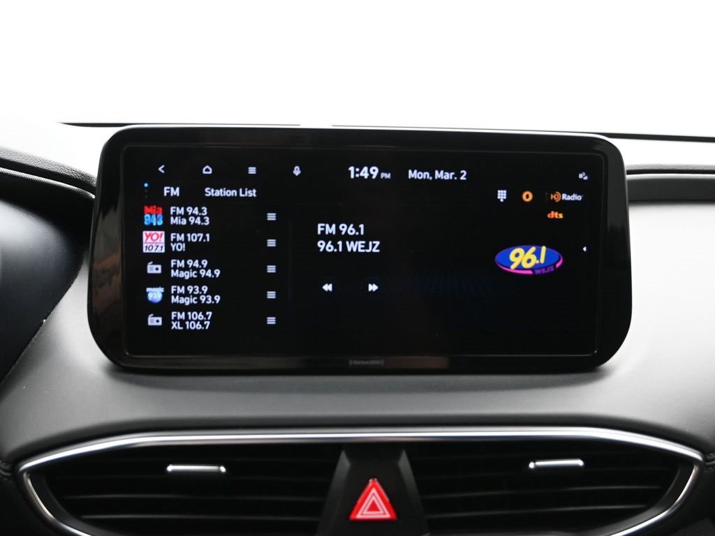 Used 2023 Hyundai Santa Fe SEL image 16