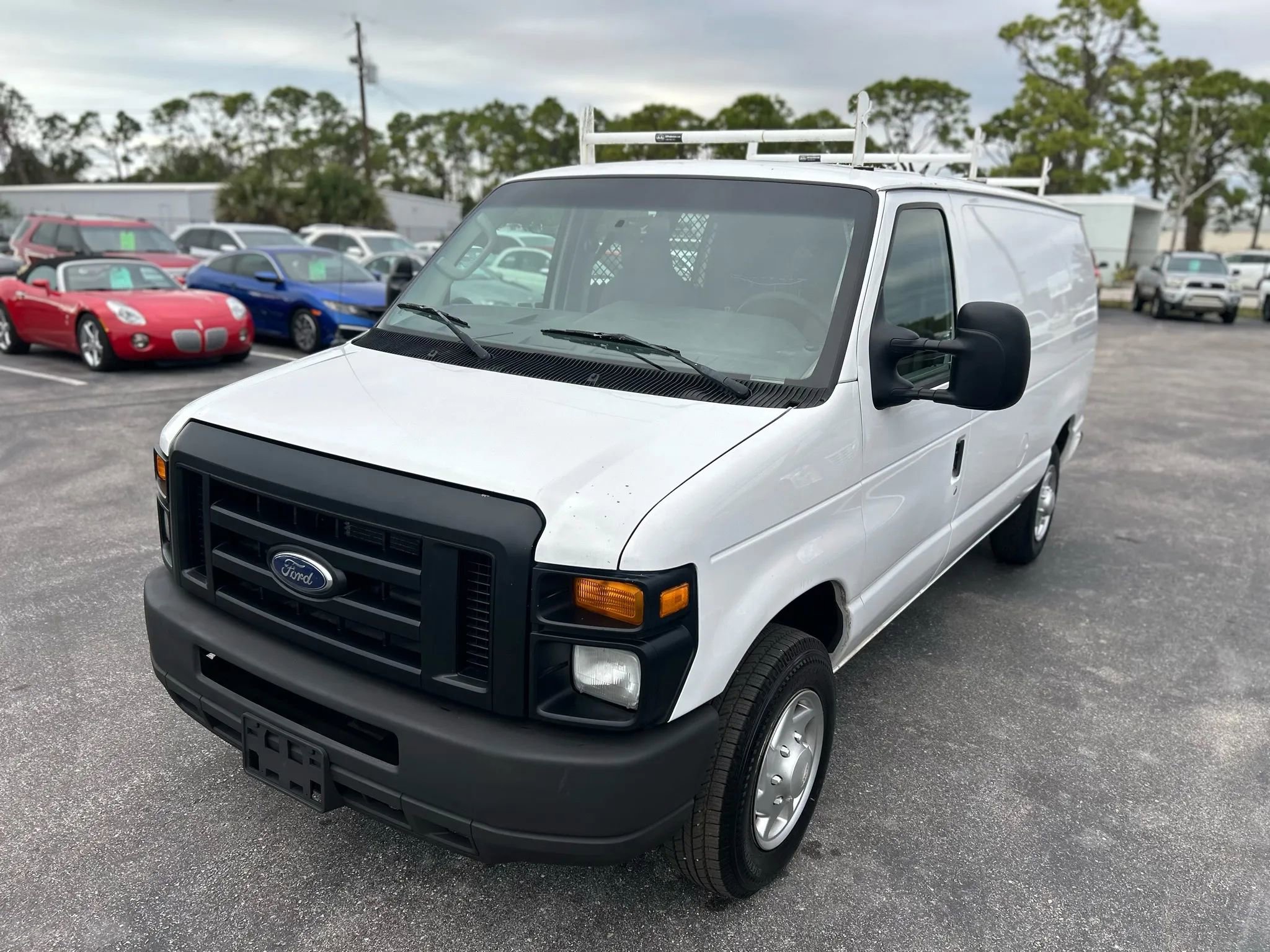 Used 2012 Ford E-150 and Econoline 150 image 3
