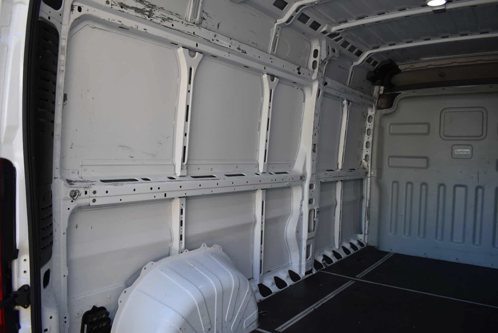 Used 2019 RAM ProMaster 2500 w/ Interior Convenience Group FWD image 17