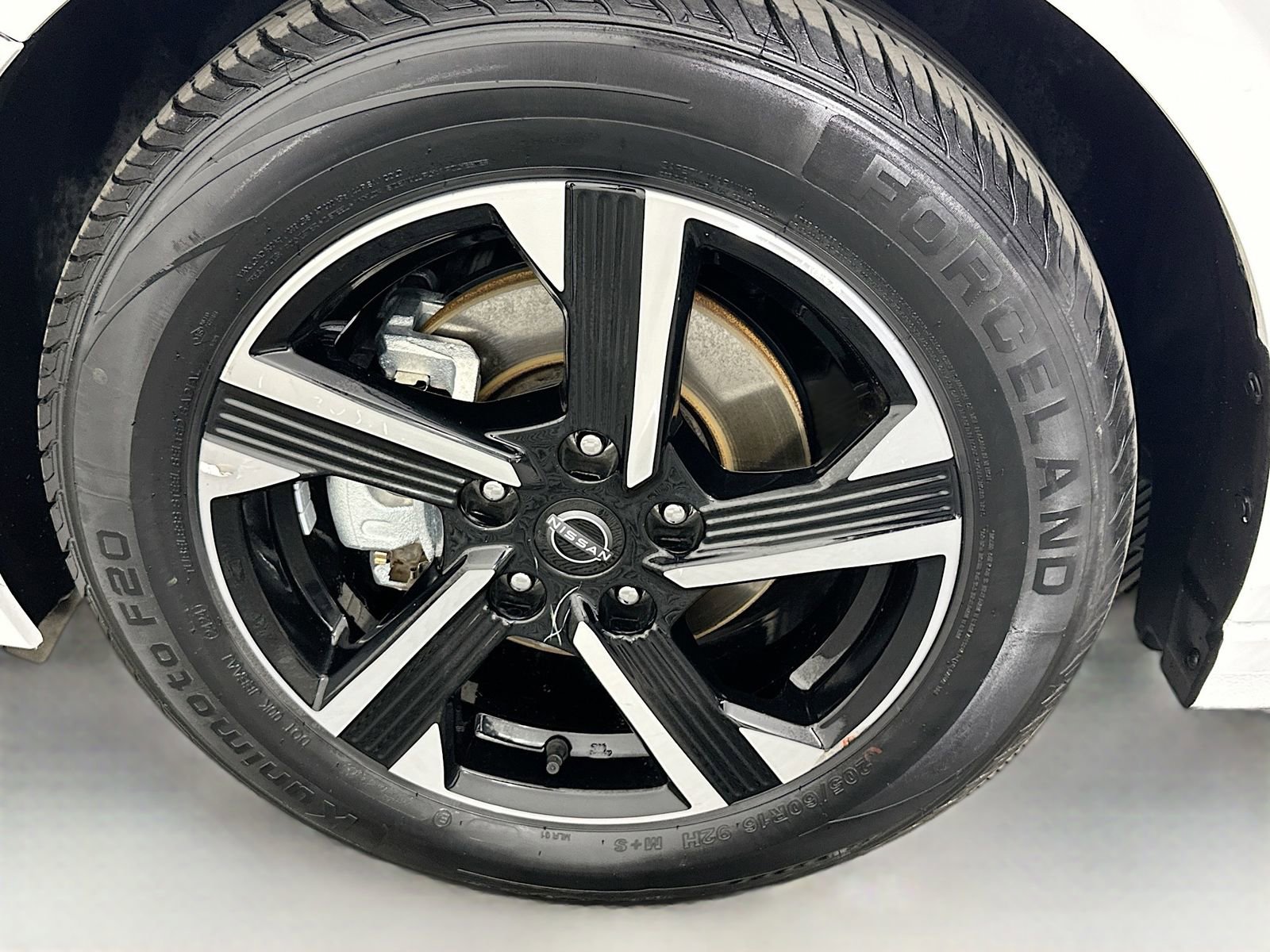 Used 2024 Nissan Sentra SV image 29