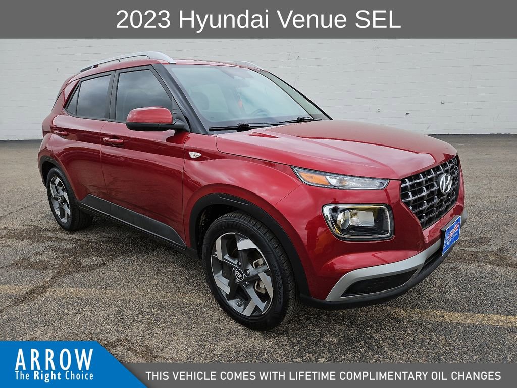 Used 2023 Hyundai Venue SEL w/ Cargo Package image 1