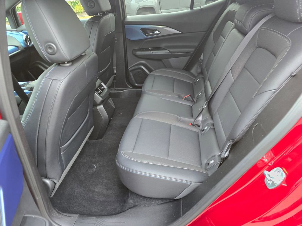 Used 2025 Chevrolet Equinox EV LT w/ Convenience Package FWD image 19