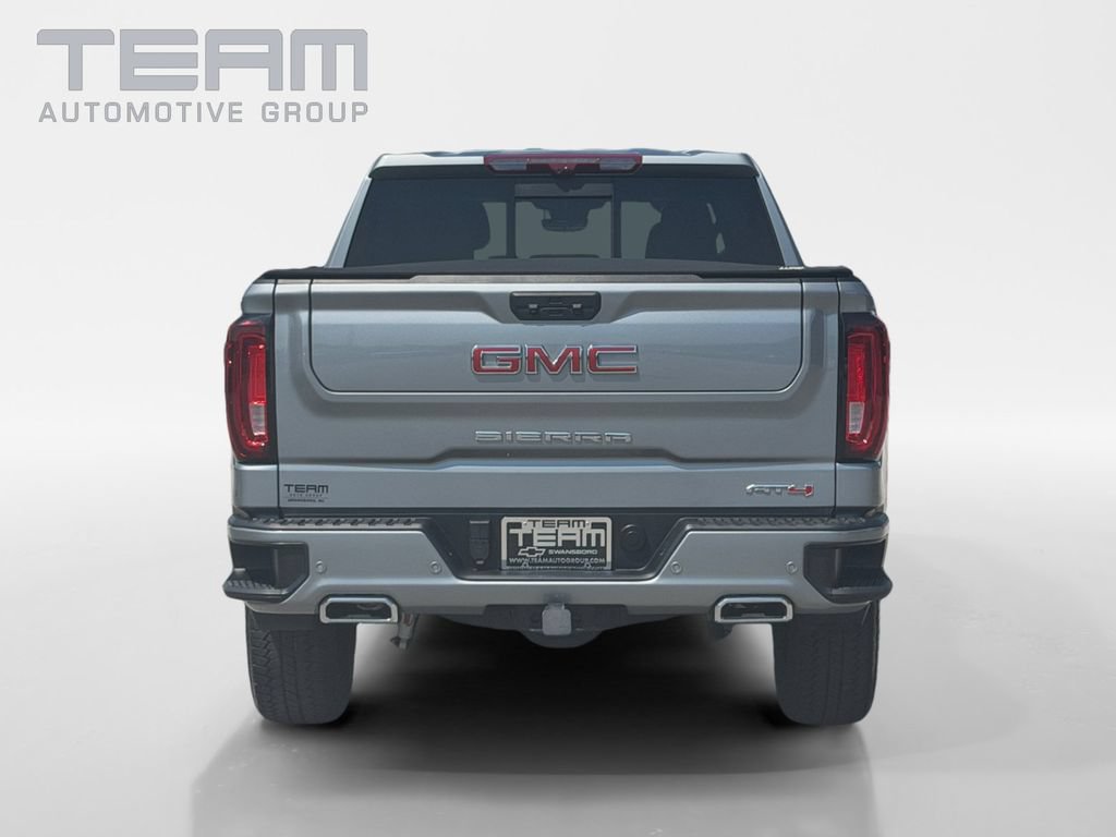 Used 2025 GMC Sierra 1500 AT4 w/ AT4 Premium Package AWD/4WD image 6