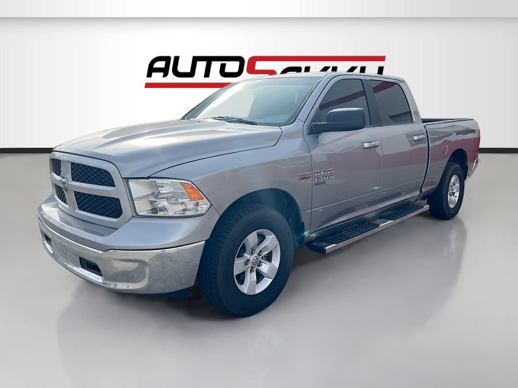 Used 2020 RAM 1500 Classic SLT AWD/4WD image 3